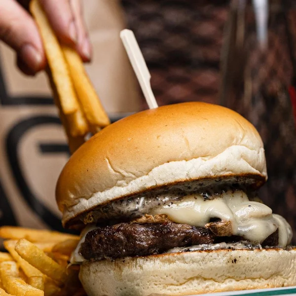 wagyu truffle burger