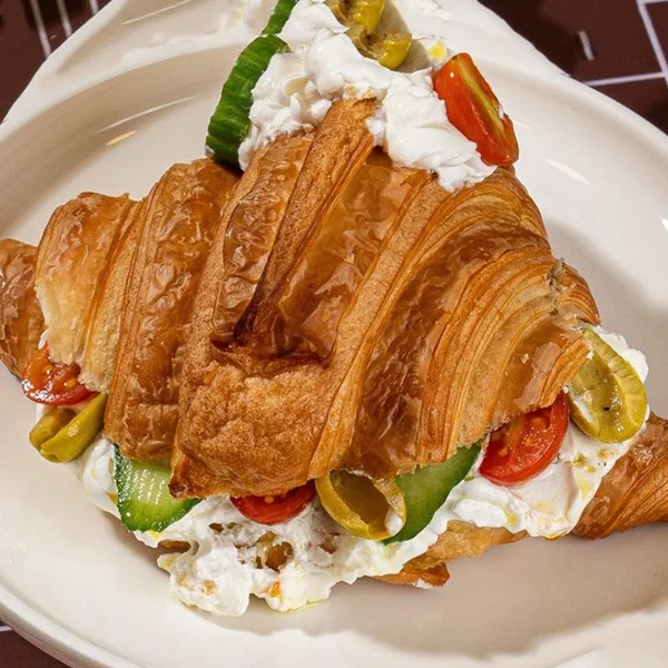 Labneh Croissant