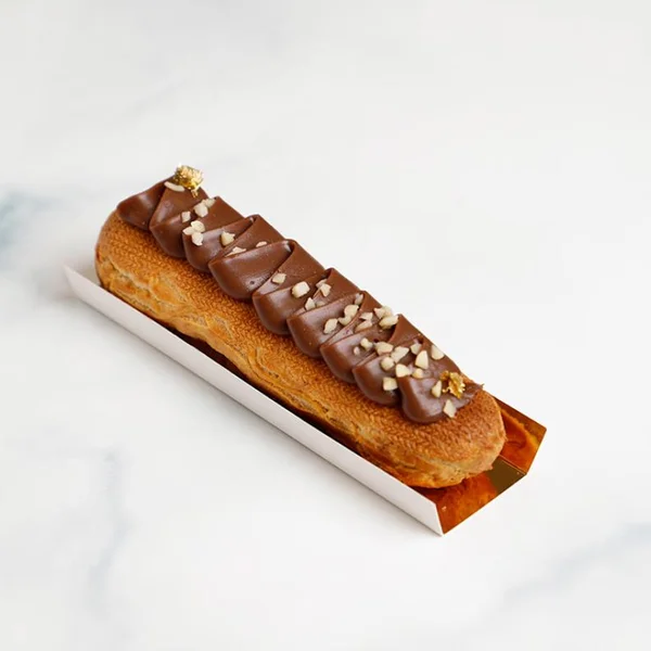 Chocolate Éclair