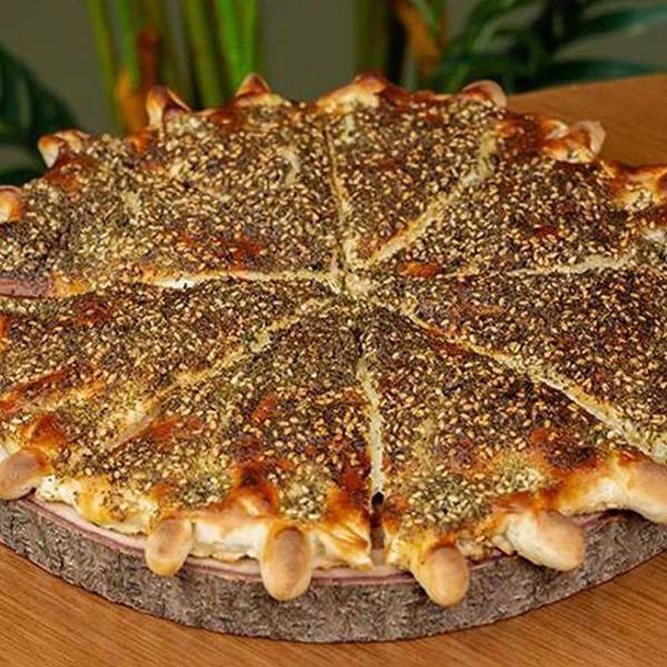 Duo Cheese & Zaatar Manoushe