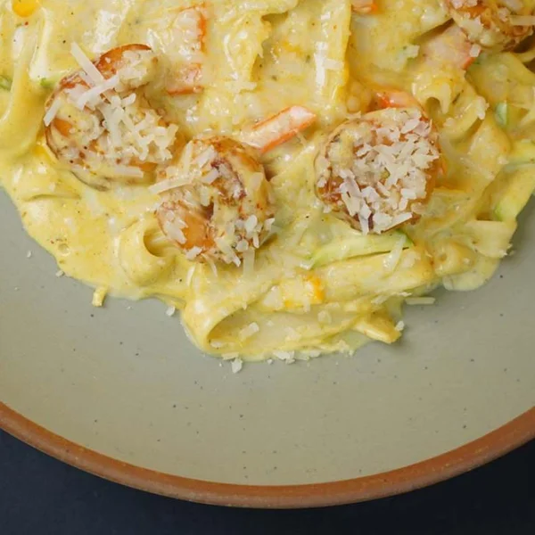 Shrimp Curry Pasta